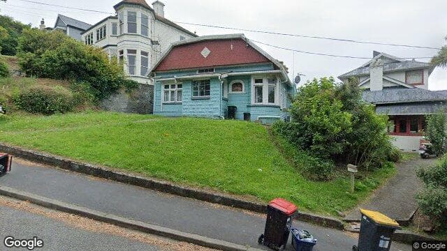 60 Bank St