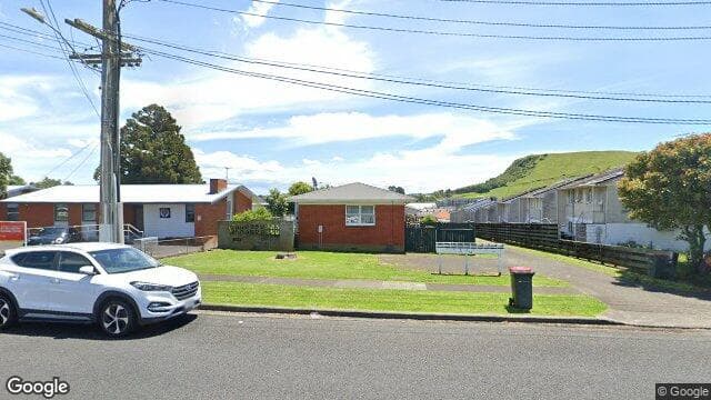 44X Pilkington Road