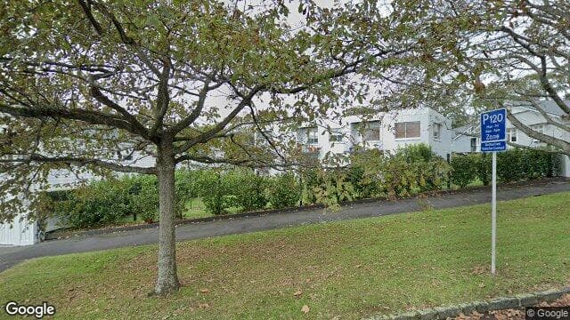 10/27 Hepburn Street