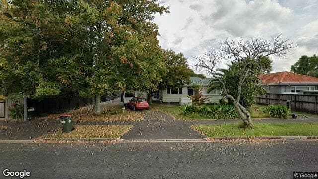 18 Flynn Rd