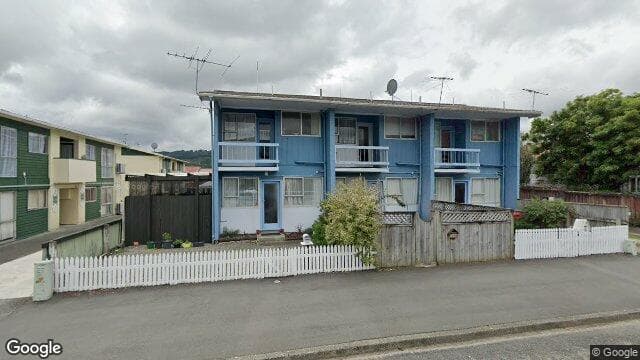 Street view of 5/100 Martin Street