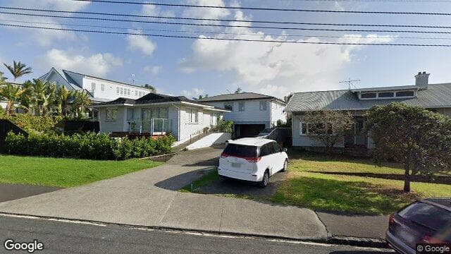 8A Ewen Street