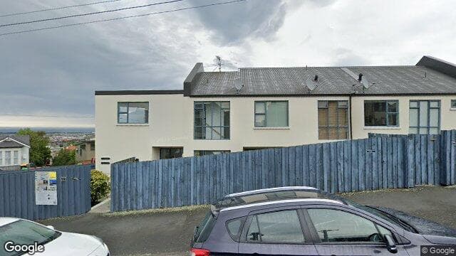 1/3 Russell Street