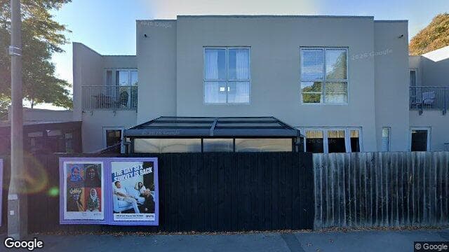 19 Whiteleigh Avenue