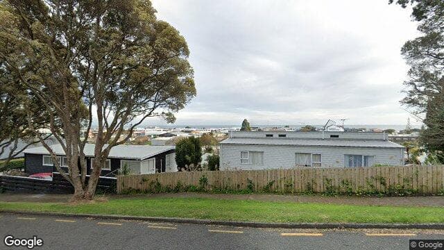 Street view of 129A Pendarves Street