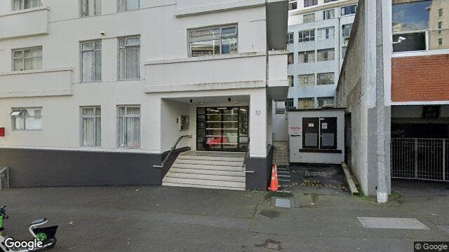 Street view of 2G/32 Eden Crescent