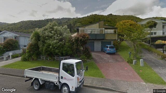 Street view of 113 Winara Avenue