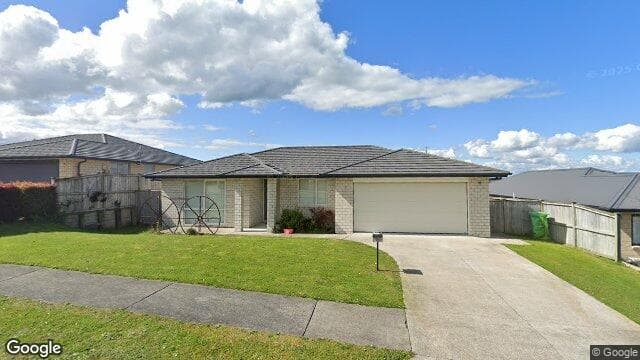 43 Westmuir Crescent