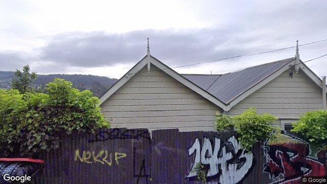 143 Queen St