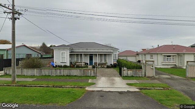9 Monckton St
