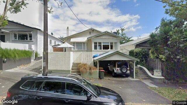 2/51 Francis St