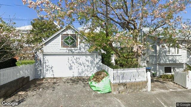 12 Alderley Road