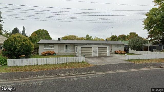 Street view of 96A Wellington St