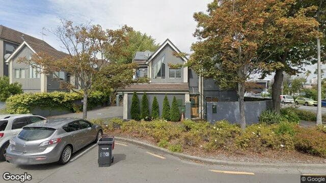 Street view of 7/170 Peterborough Street