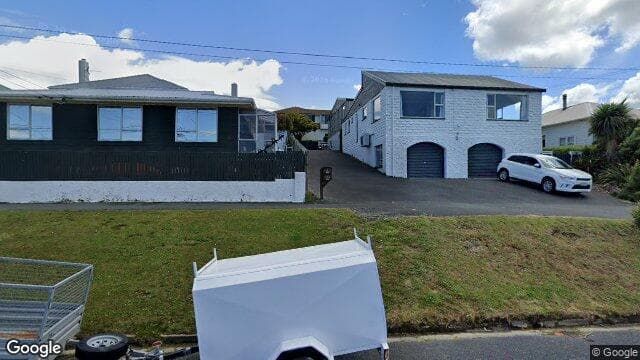 a/49 Dundonald St