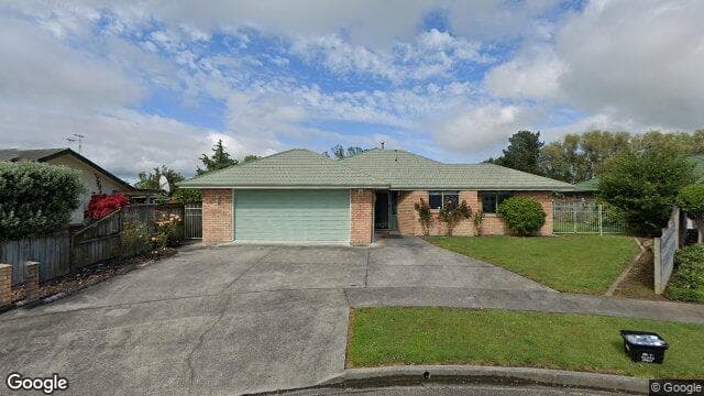 30 Strachan Way