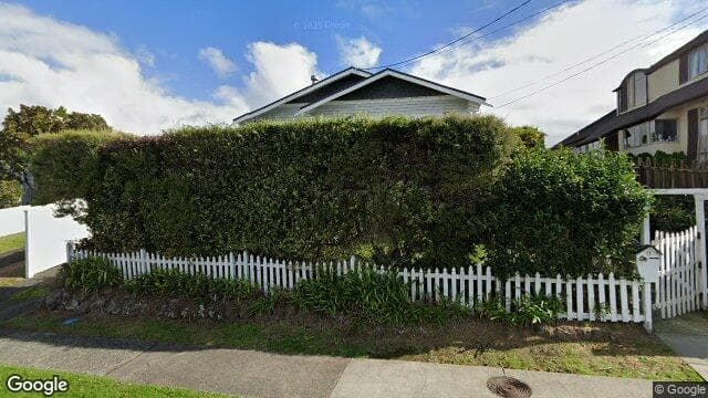 11 Huka Road