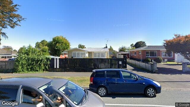 2/297 Clarkin Rd
