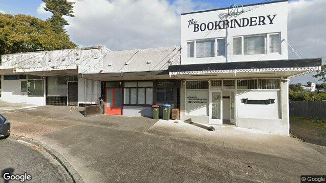 52A Parau St