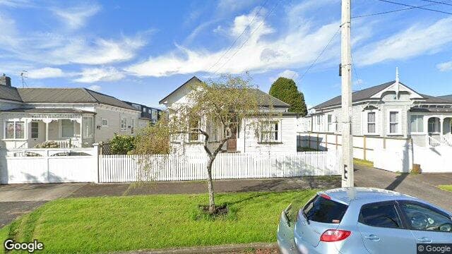 11 Sunnyvale Rd