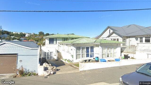 2/165 Moxham Ave