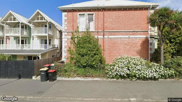 61 Dundas Street