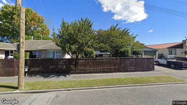 Street view of 39 Gardiners Road