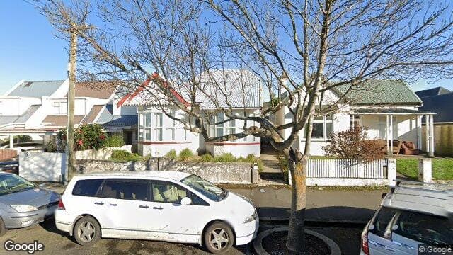Street view of 178 Leith St