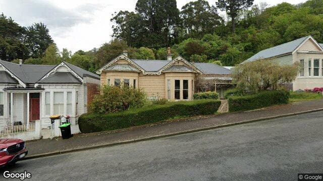 25 Maitland Street