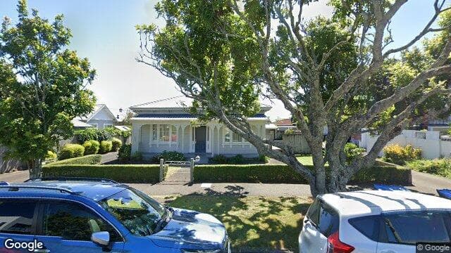 7A King Edward Ave