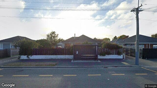 44 Bassett St