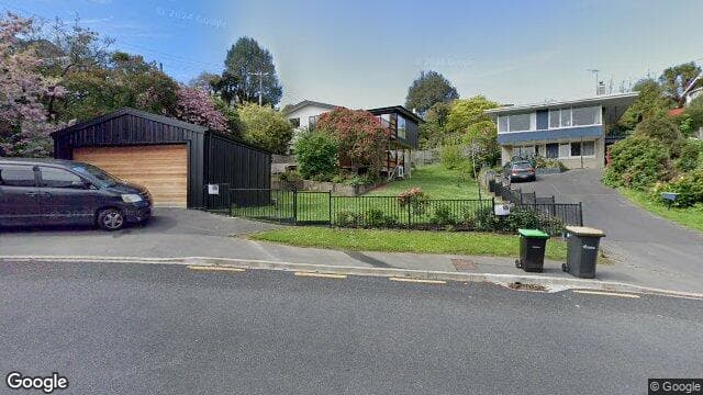 16 Hatfield Street