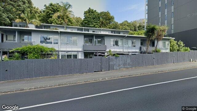 5/373 Khyber Pass Road