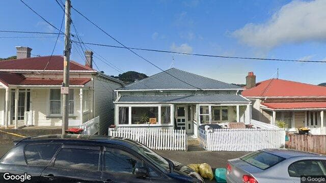 16A Picton Avenue