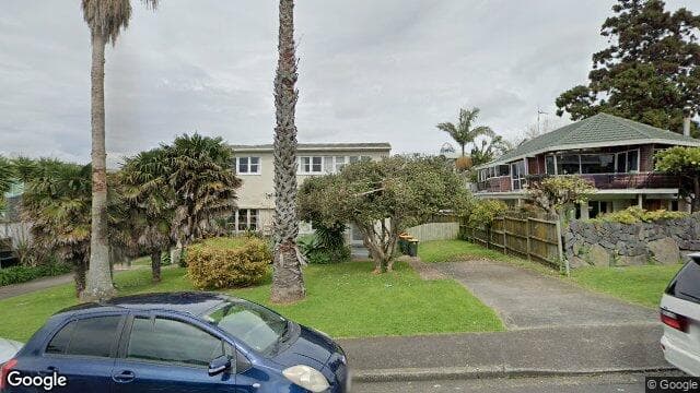 5 Earnoch Ave
