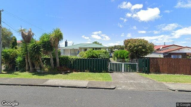 4 Greenmeadows Ave