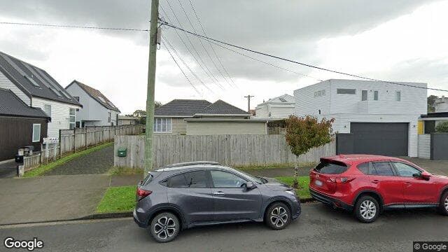 4/48 Melanesia Road
