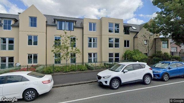 8/791 great king st