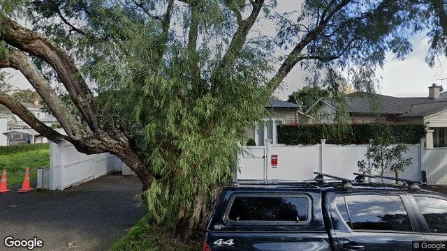 7 Charlton Avenue