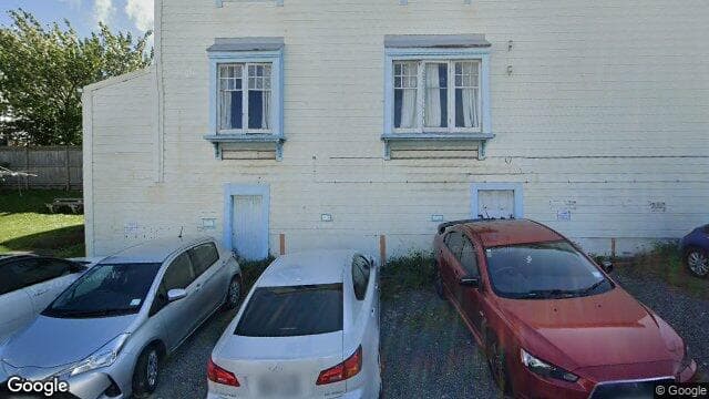 13 Hall Street