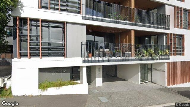 302/8 Central Road