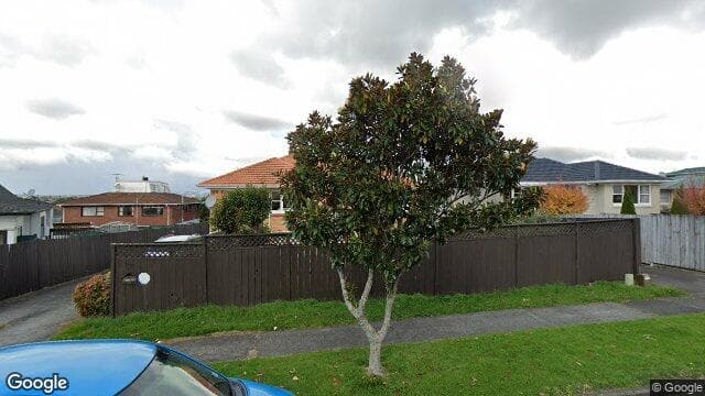 12B Bradbury Road