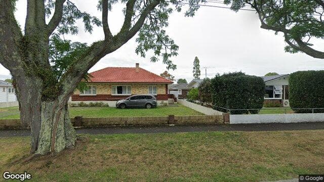 Street view of 27 Galloway St