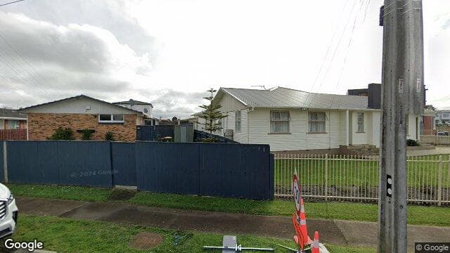 20A Dale Crescent