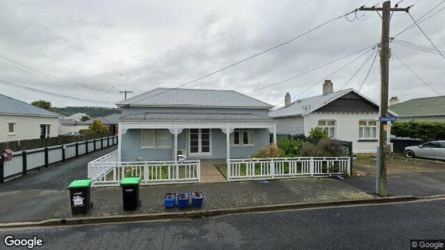 40 Hargest Crescent
