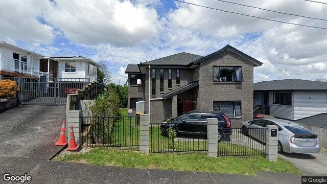 68 Ellis Ave
