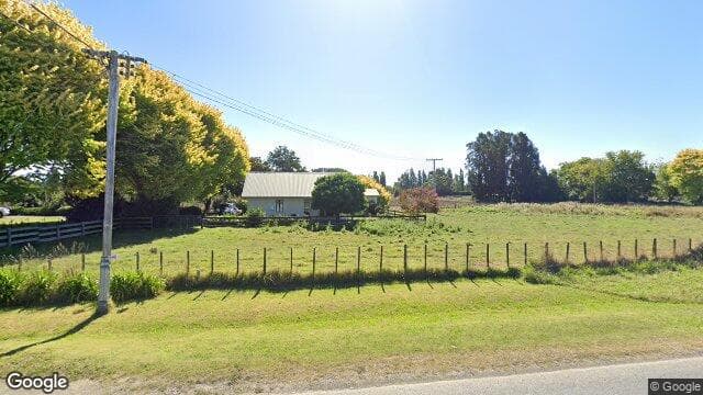 80 Tuki Tuki Road