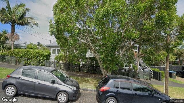 3/137 Crummer Road