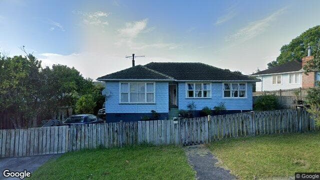 16 Nandana Drive