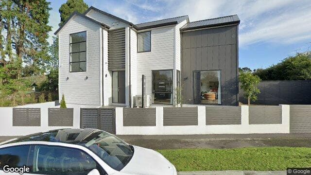 7/245 Gillies Avenue